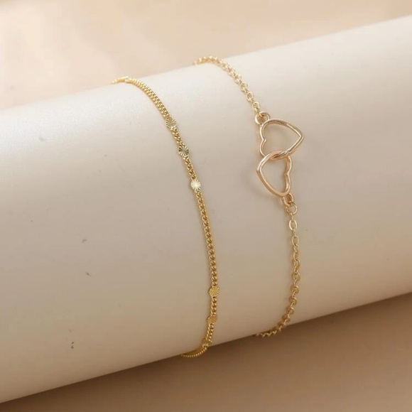 Jewelry - 2 pcs Heart Bracelet Set Golden Chain